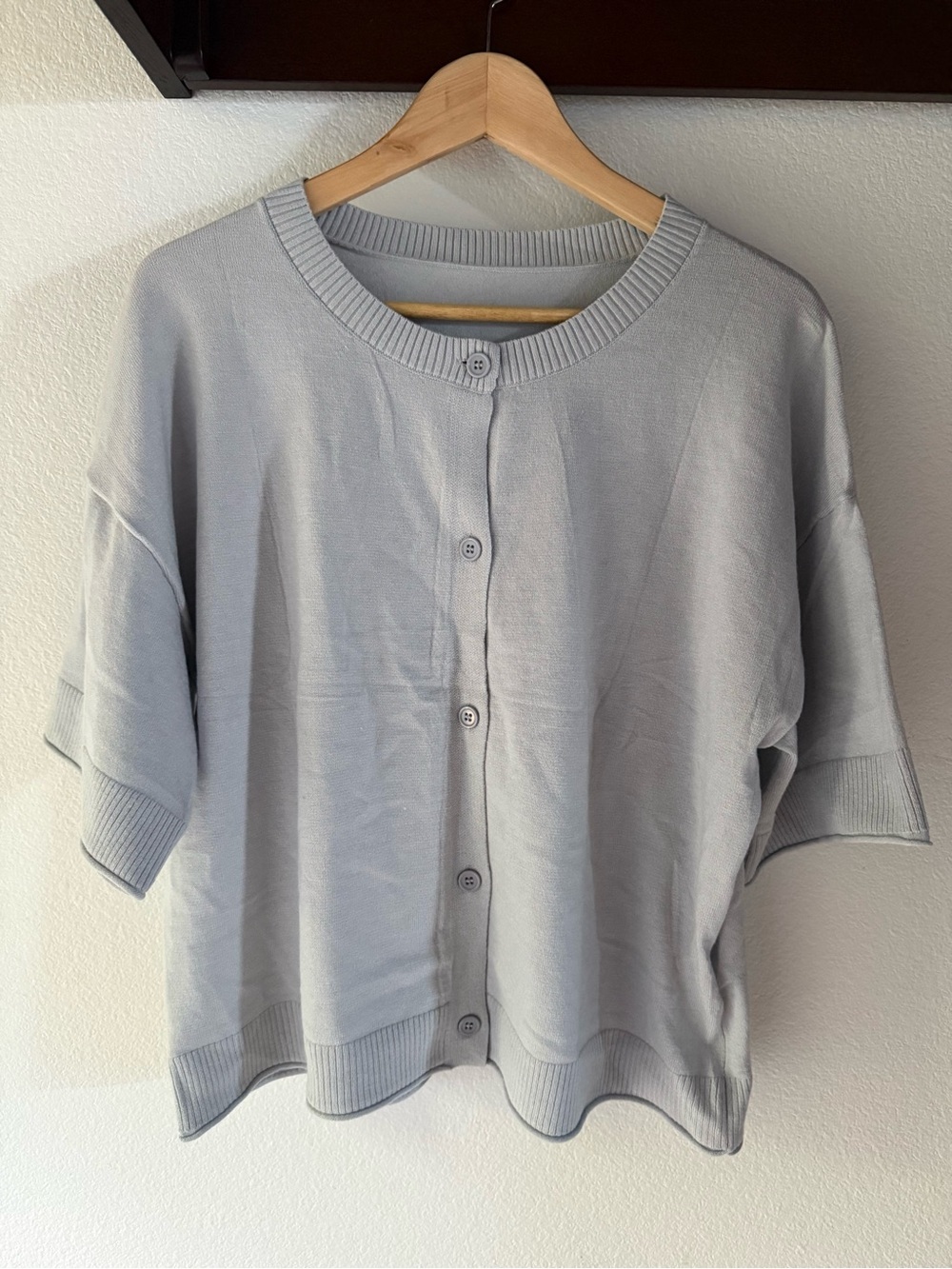 Button-Front with Wide Short Sleeves Very Soft Cardigan, Crew Neck, Light Grey